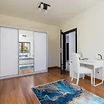 Apartman Wonderful Garden By Renters