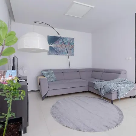 Wonderful Garden By Renters *