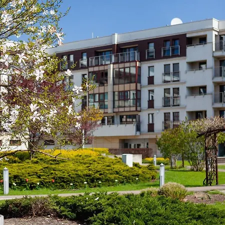 Apartment Wonderful Garden By Renters